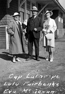 Lulu Fairbanks, Austin E. (Cap) Lathrop, and Eva McGowan standing together in Fairbanks. Anchorage Museum at Rasmuson Center.